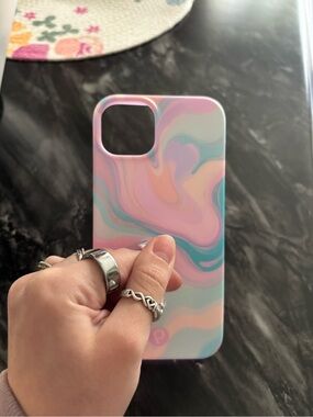 Brand new iPhone 15 plus also fits 14 plus - loopy case w regular pink loop